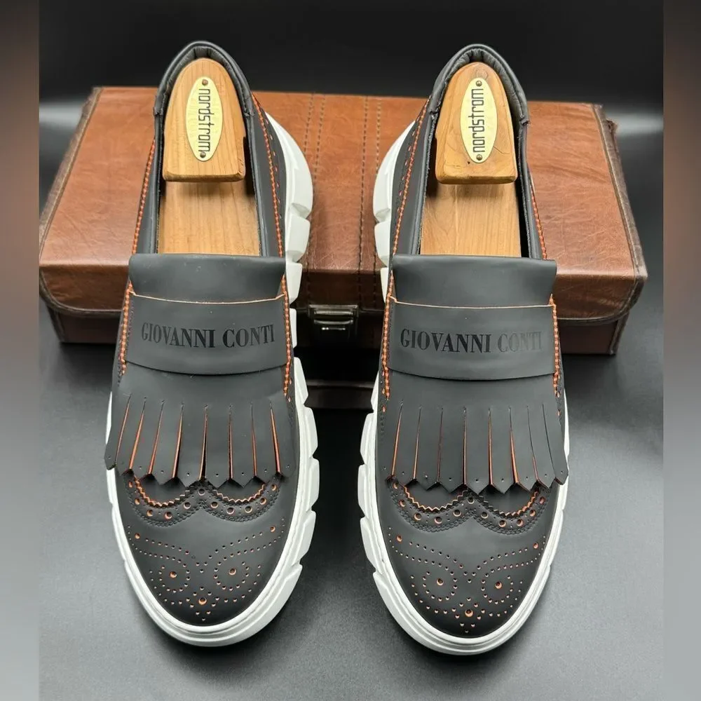 GIOVANNI CONTI Wingtip Leather Loafers